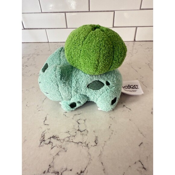 Pokemon Sleeping Bulbasaur Plush - Picture 4 of 4